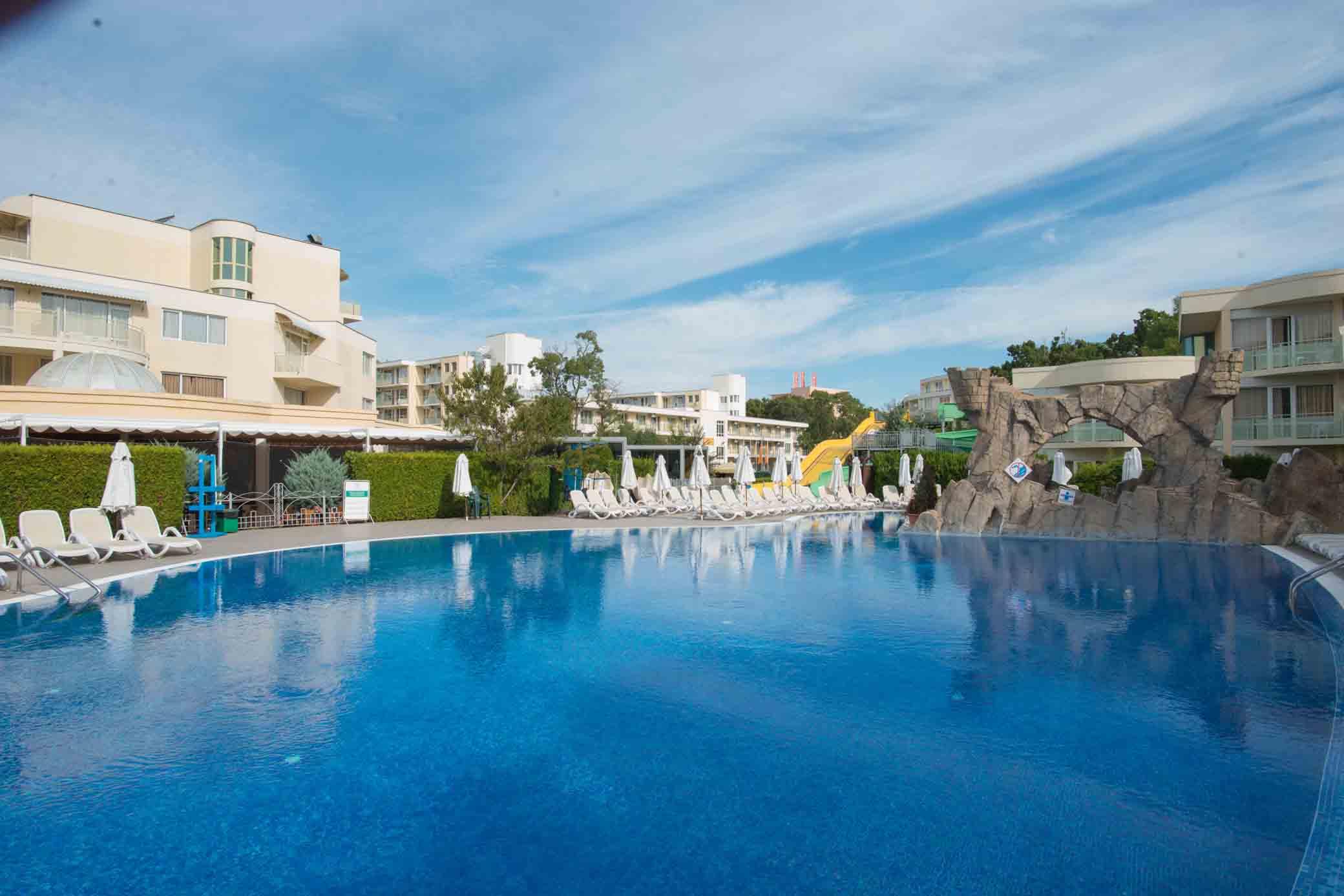 Das Club Hotel Slăntjev Brjag Exteriör bild