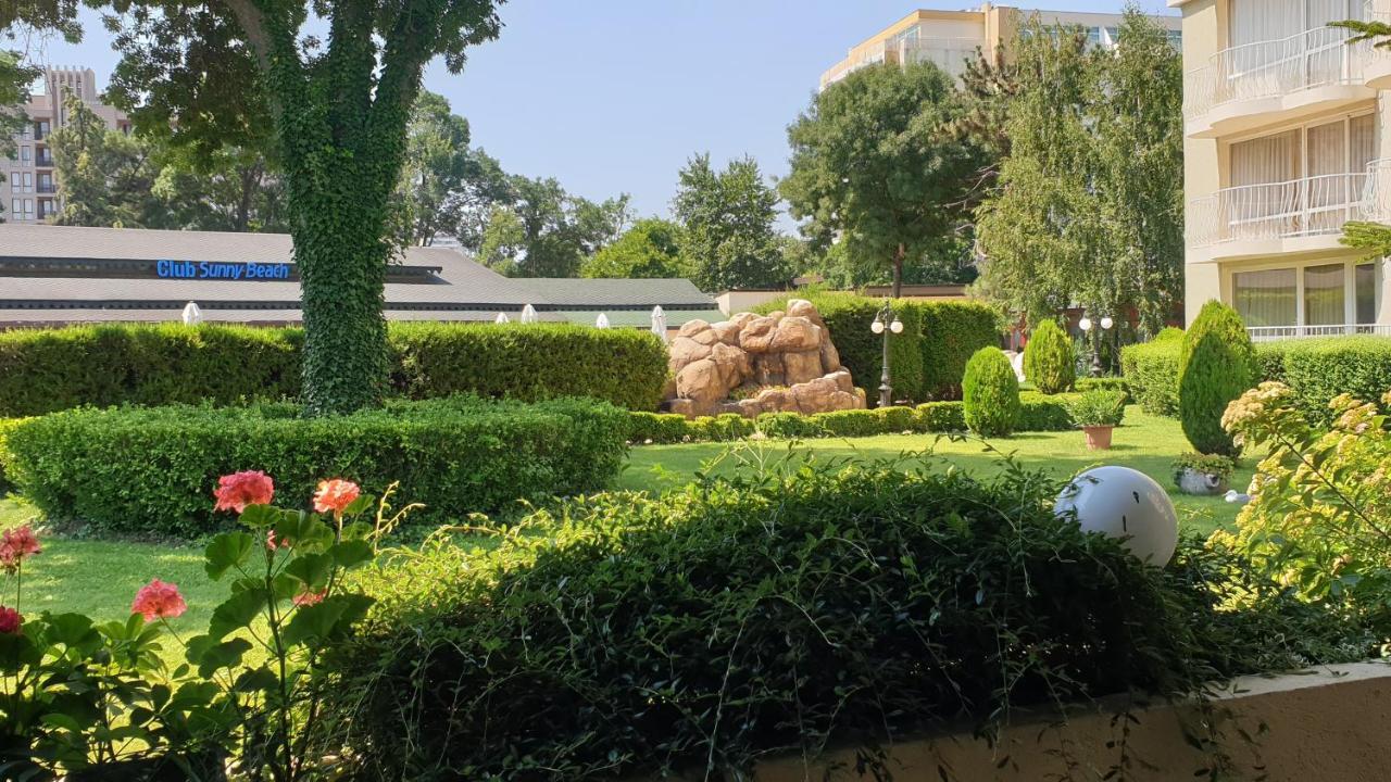 Das Club Hotel Slăntjev Brjag Exteriör bild