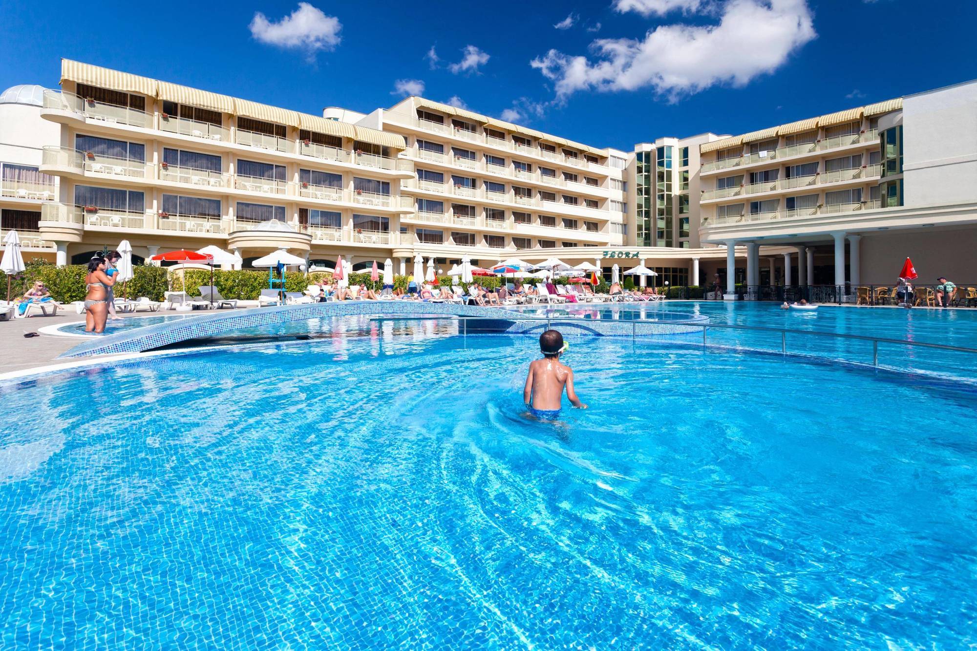 Das Club Hotel Slăntjev Brjag Exteriör bild