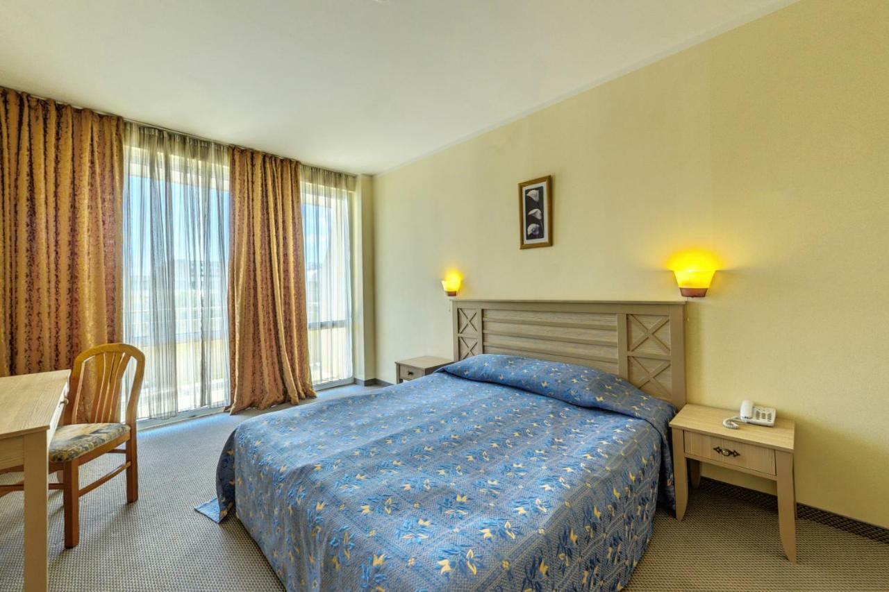 Das Club Hotel Slăntjev Brjag Exteriör bild