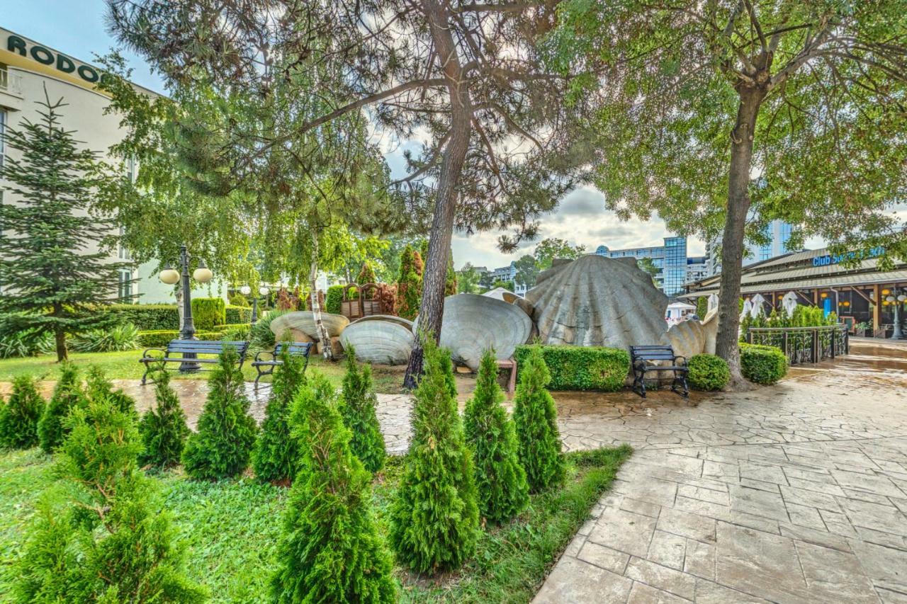 Das Club Hotel Slăntjev Brjag Exteriör bild